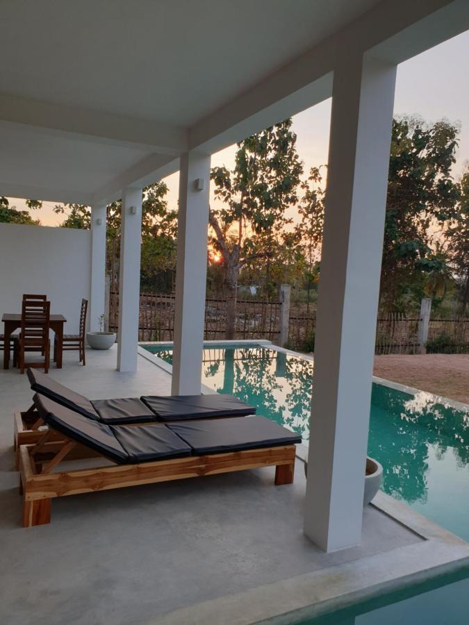 Giri Villa Тангалла Экстерьер фото