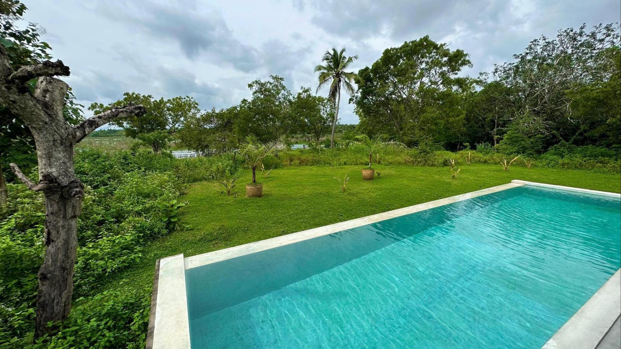 Giri Villa Тангалла Экстерьер фото